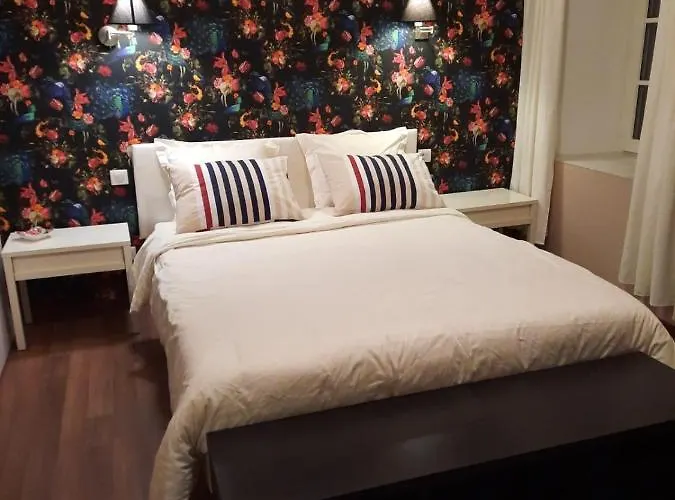 Nocleg ze śniadaniem La Grange Aux Dames 3*